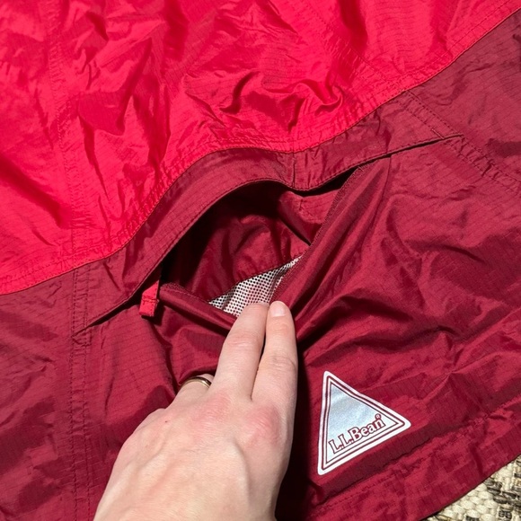 L.L. Bean Two-Tone Red Windbreaker Jacket (Youth 14–16) - Picture 5 of 8